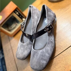 Chic Gray Suede Mary Jane Flats
